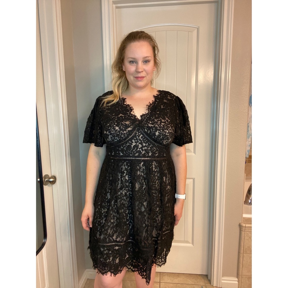 Skies Are Blue Lace Mini Dress- Black